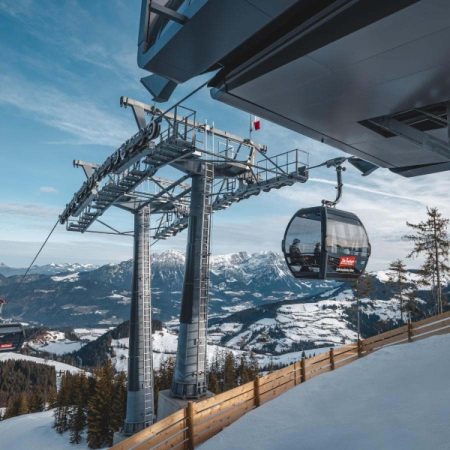 detail-Ausblick-Bergstation-Salvistabahn-5Cdoppelmayrseilbahnengmbh